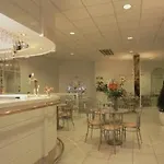 De Paris 3*