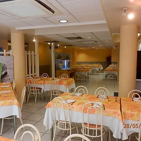 De Paris 3* Lourdes