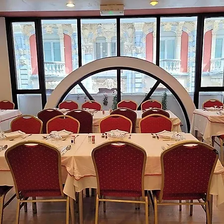 De Paris 3* Lourdes