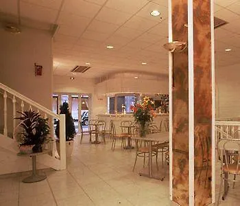 Hotel De Paris 3*