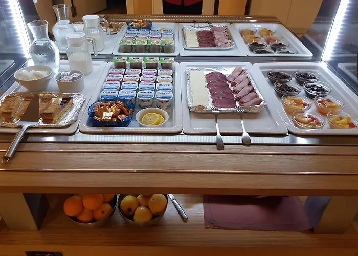 巴黎酒店 酒店 卢德