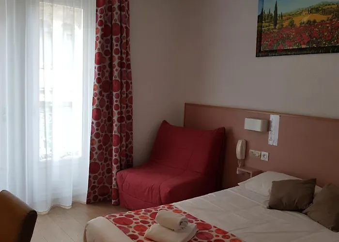 巴黎酒店 酒店 卢德