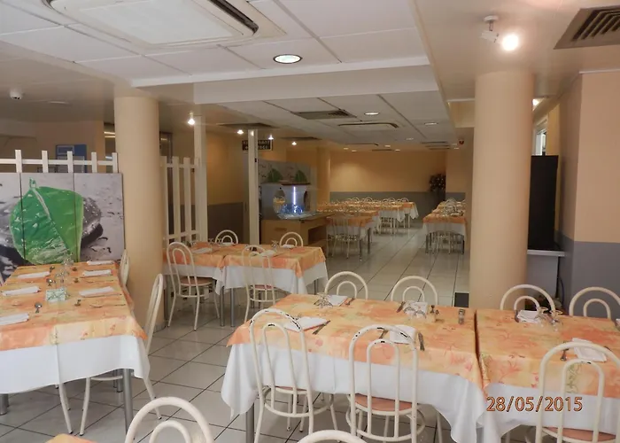 酒店 巴黎酒店 3*