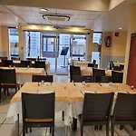 Hotel De Paris Lourdes