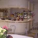 De Paris Hotel 3*
