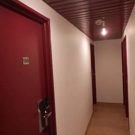De Paris Hotell 3*