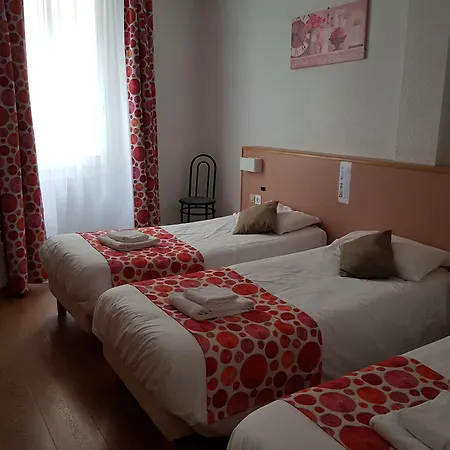 De Paris 3*