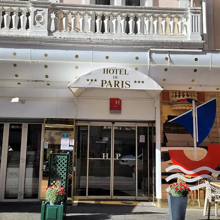 De Paris Hotell 3*