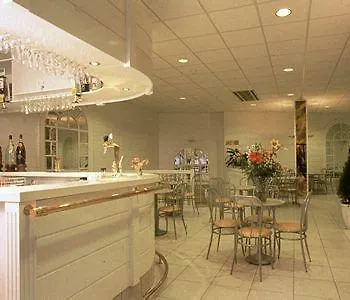 De Paris 3* Lourdes