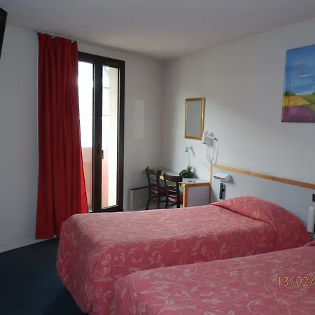 De Paris Otel Lourdes